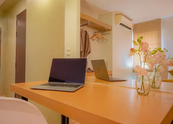 Peace Land Khaosan Hotel
