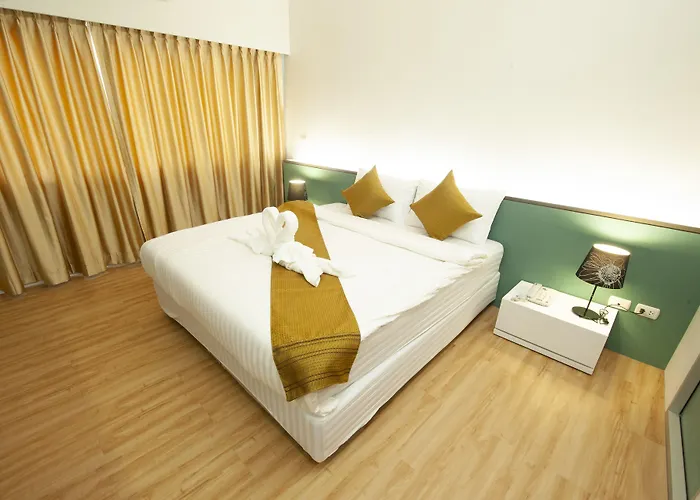 Peace Land Khaosan 3*