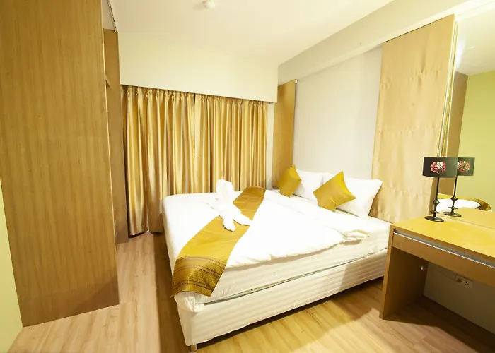 Peace Land Khaosan 3*