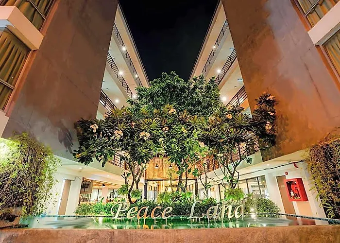 Peace Land Khaosan Hotel 3*